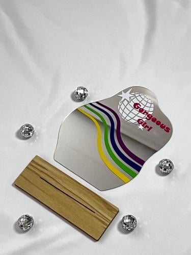 مرايا بتصميم انيق