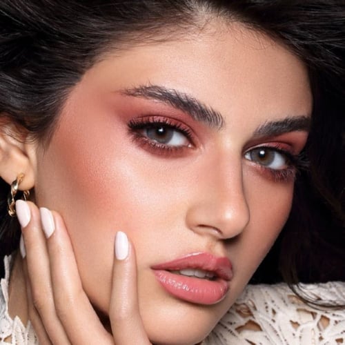 عدسات بيلا وود ستون Bella Wood Sone