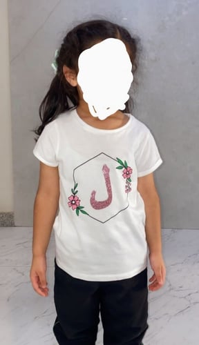 تيشيرتات أطفال بتصميم خاص