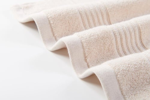 منشفة استحمام كانون ملون (بيج فاتح)