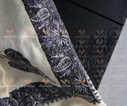 شال شتوي ايمانويل انغارو صوف 2023