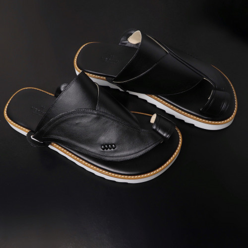 حذاء نقوة ابيزا اسود