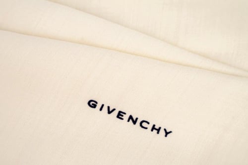 شال صوف جيفنشي بيج 2024