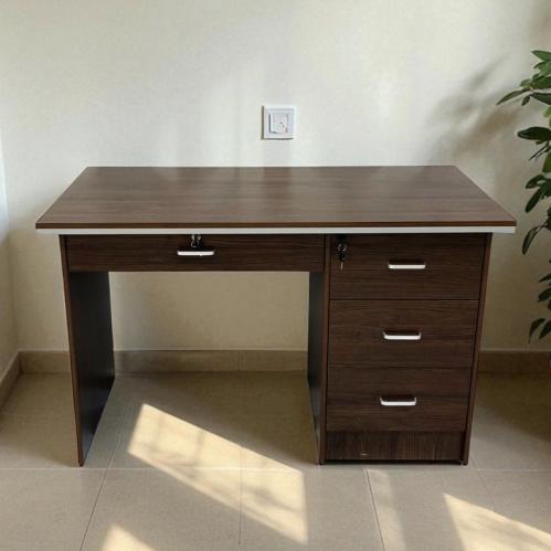 مكتب ميلامين مقاس 120سمQarah