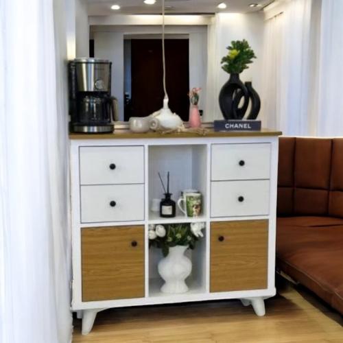 ركن كوفي خشب أبيض - بني