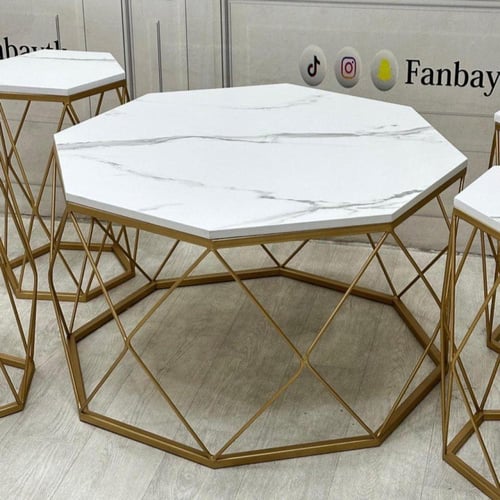 طقم طاولات متداخلة لون ذهبي 5 قطع بسطح شبيه الرخام