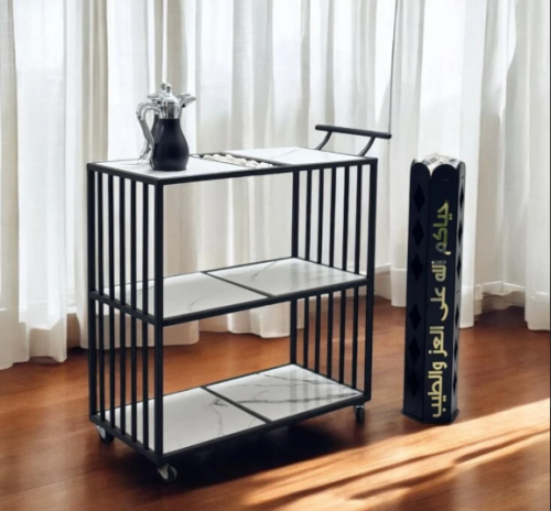 عربية تقديم 3 دور خشب