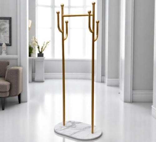 حامل ملابس مودرن بقاعدة بيضاوية – ذهبي