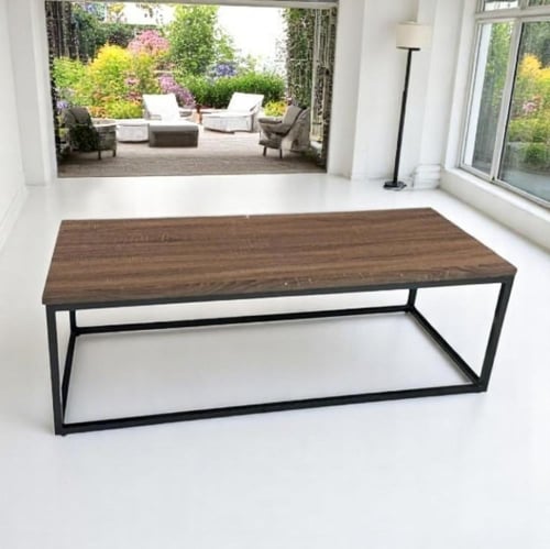 طاولة مفردة كبيرة