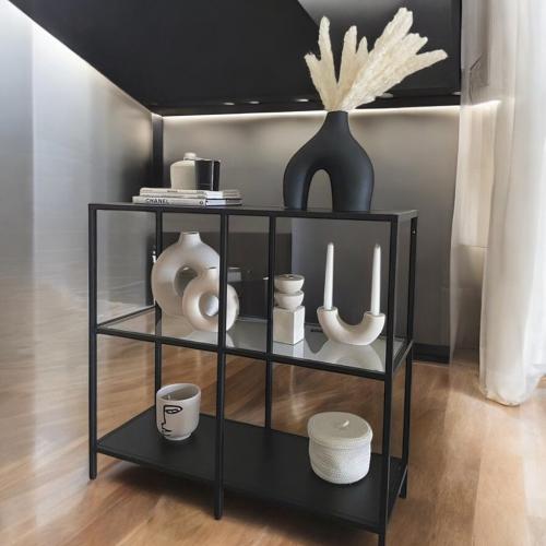 طاوله مدخل بثلاثه طابق -أسود