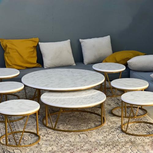 طقم طاولة ارضي 8 قطع سطح خشب شكل رخام