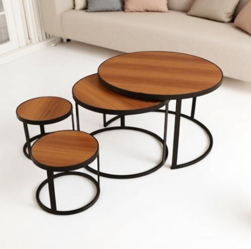 طقم طاولتين دائري مع 4 خدمة سطح خشب لون بني