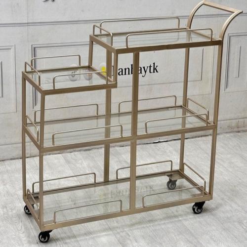 عربية تقديم ضيافة شمباني