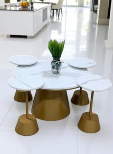 طقم طاولة صاج أسود 5 قطع سطح خشب شكل رخام