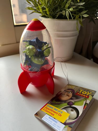 مساحات Toy story من ديزني