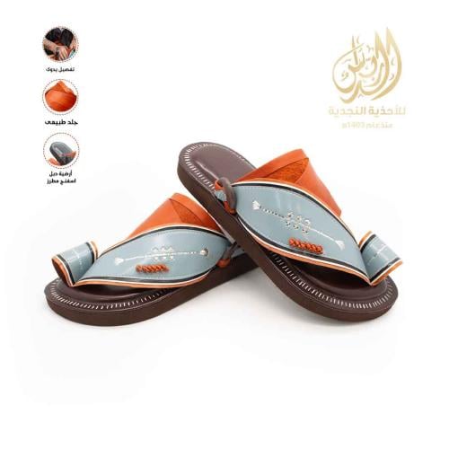 نجدي دبل اسفنج مطرز