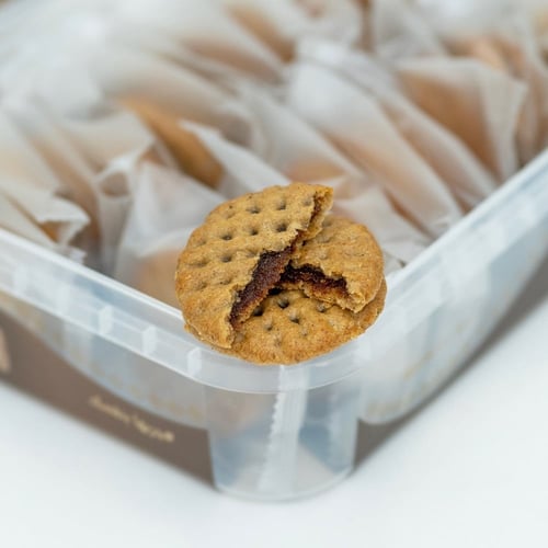 معمول كليجا (بالشعير والعسل ) بحشوة التمر بدون سكر...