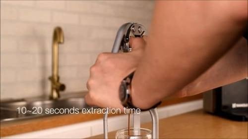 أداة إعداد الاسبريسو اليدوية