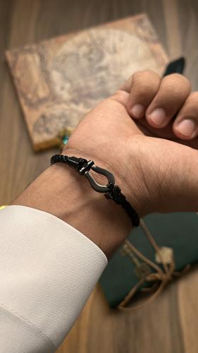 سوار رجالي اسود