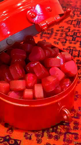 جمله مجموعة المستكه المعطره نص درزن وزن كل علبة 18...