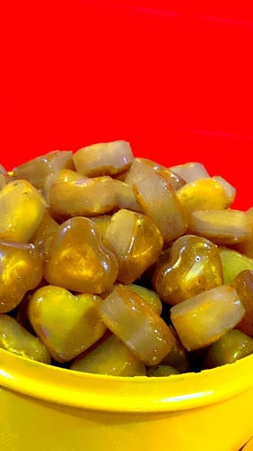 مستكة فل وزن صافي 180 جرام العدد 150 حبه في العلبة