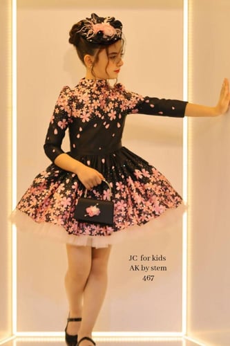 فستان سهرة بناتي أسود ووردي تول مطرز مع حقيبة يد و...