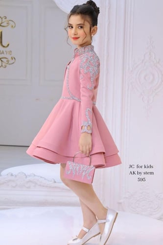 فستان سهرة بناتي وردي فخم بتطريز فضي مع جاكيت أنيق...