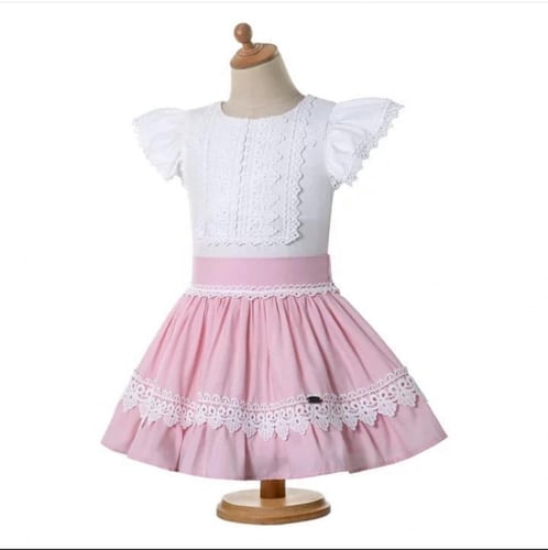 طقم بناتي قطعتين +طوق