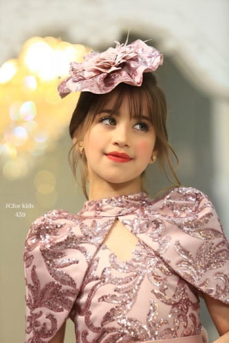 فستان "ملكة الياسمين" للأطفال: إطلالة آسرة بتدرجات...