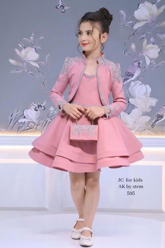 فستان سهرة بناتي وردي فخم بتطريز فضي مع جاكيت أنيق...