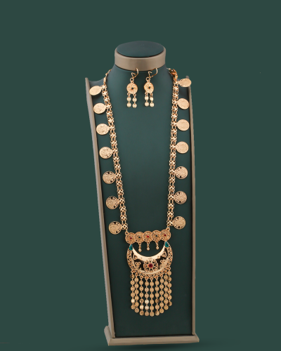 نص طقم مطلي ذهبي