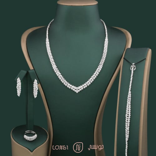 طقم مصاغ من الفضة عيار 925