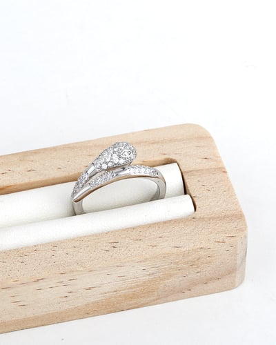 بوكس الحظ والمفاجآت من لونسي 12 هدية مميزة ( 5 )