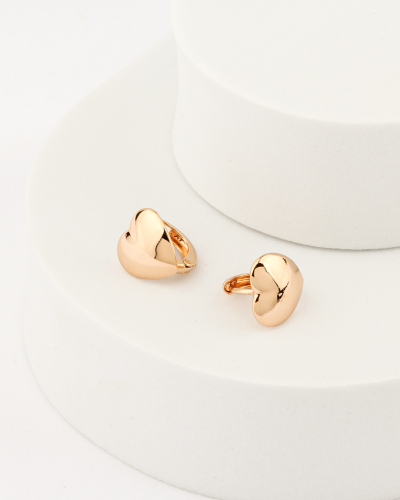 حلق مطلي بتصميم مختلف