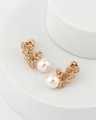 حلق مطلي بتصميم لؤلؤ