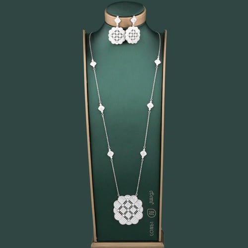 طقم مطلي بسلسال طويل