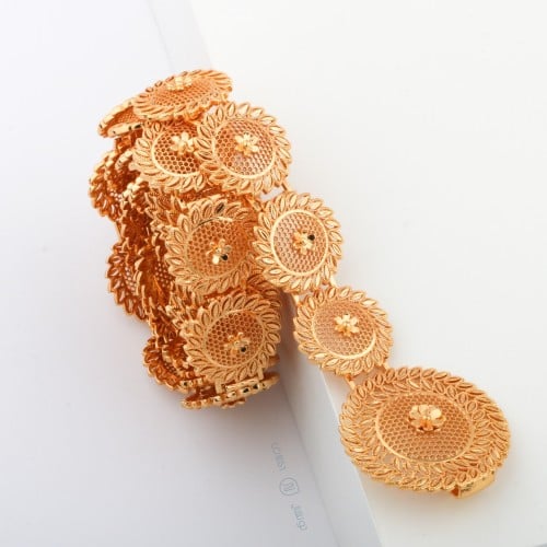 حزام مطلي تصميم ذهب