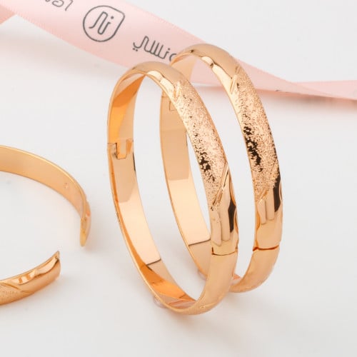 اساور مطلية مطابقه للذهب