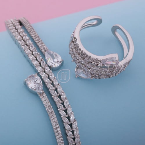 اسوارة وخاتم فخمة زركون