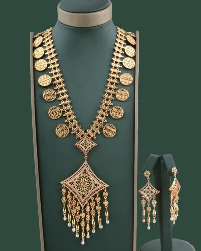 طقم كويتي بسلسال طويل