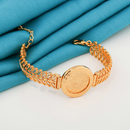 اسوارة بتصميم سبيكة الذهب