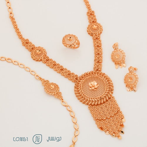 طقم مطلي كبير تصميم ذهب