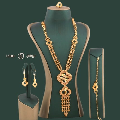 كولكشن كبير مطلي بالذهب