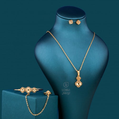 طقم أطفال تصميم عالمي