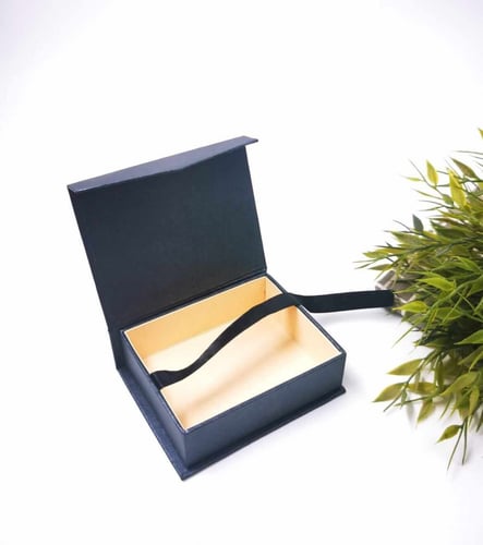 علب سميكه فاخره