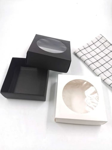 علب منفصله بنافذه شفافه