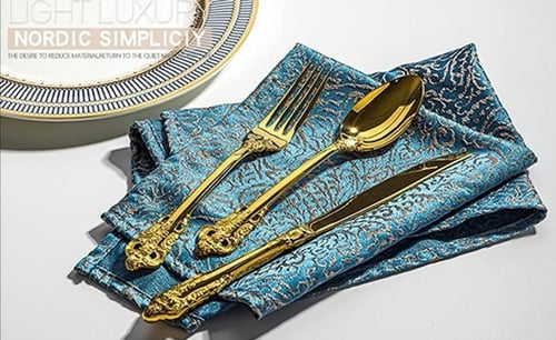 طقم ادوات طعام بلاستيك