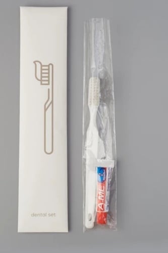 طقم نظافه الاسنان فندقي