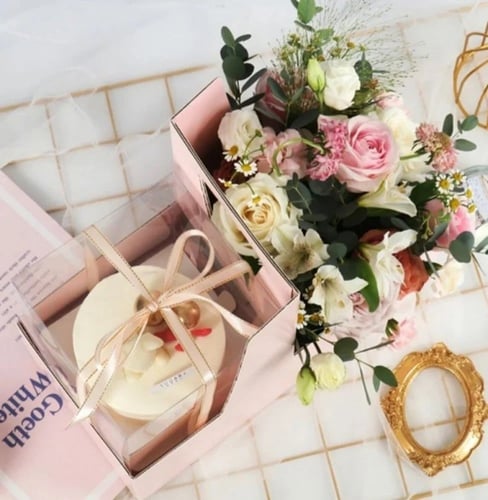 علب بحامل شفاف