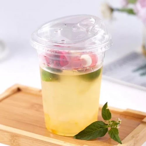 كاسات بلاستيك بالكرتون